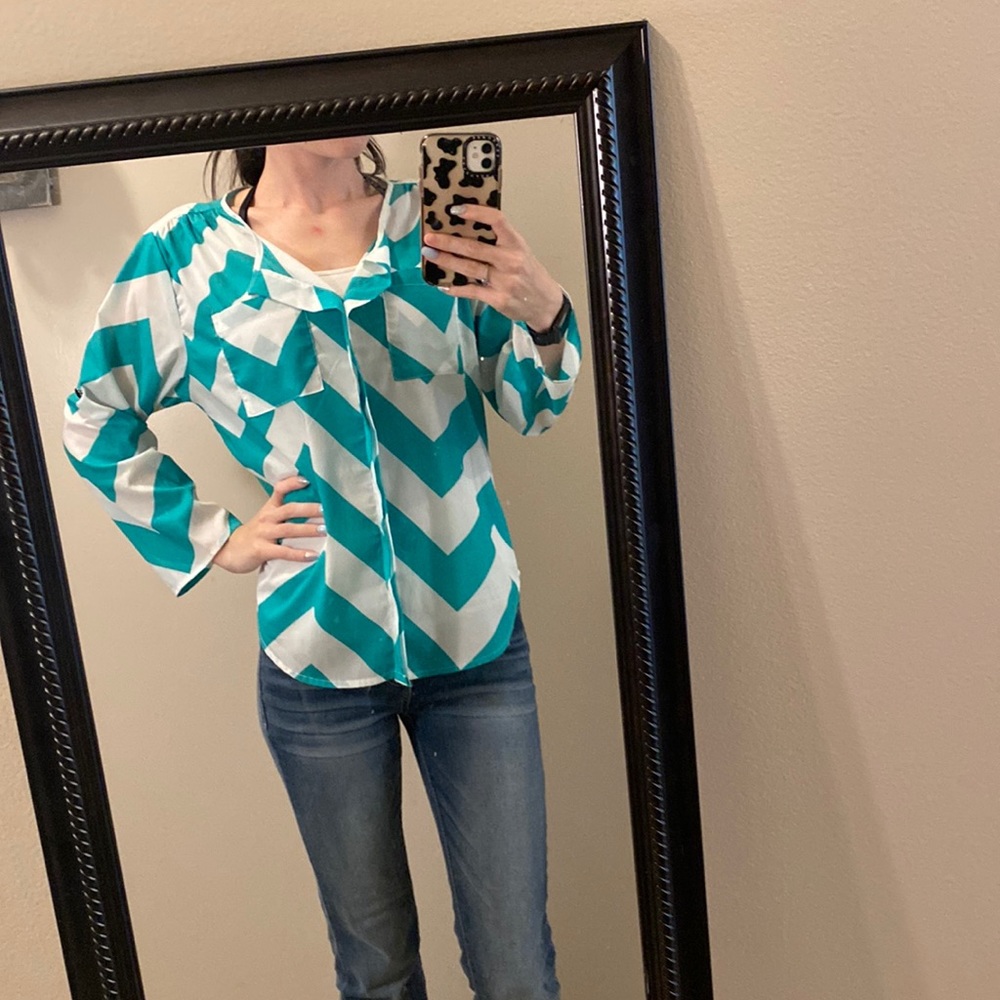 Work shirt or dress shirt - woman’s (cals)